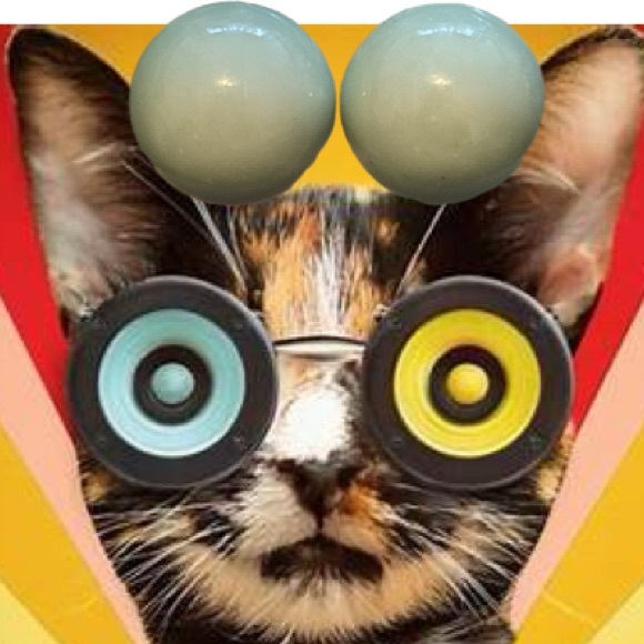 Vintage Collection 2 Mint Green Acrylic Earrings Nwots - Picture 7 of 7